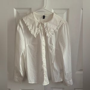 H&M divided Peter Pan collar shirt